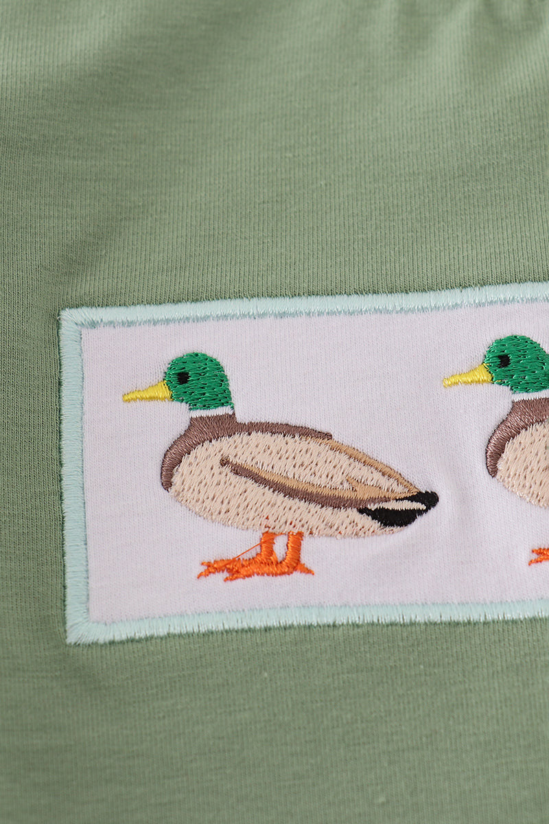 DUCK EMBROIDERY TOP