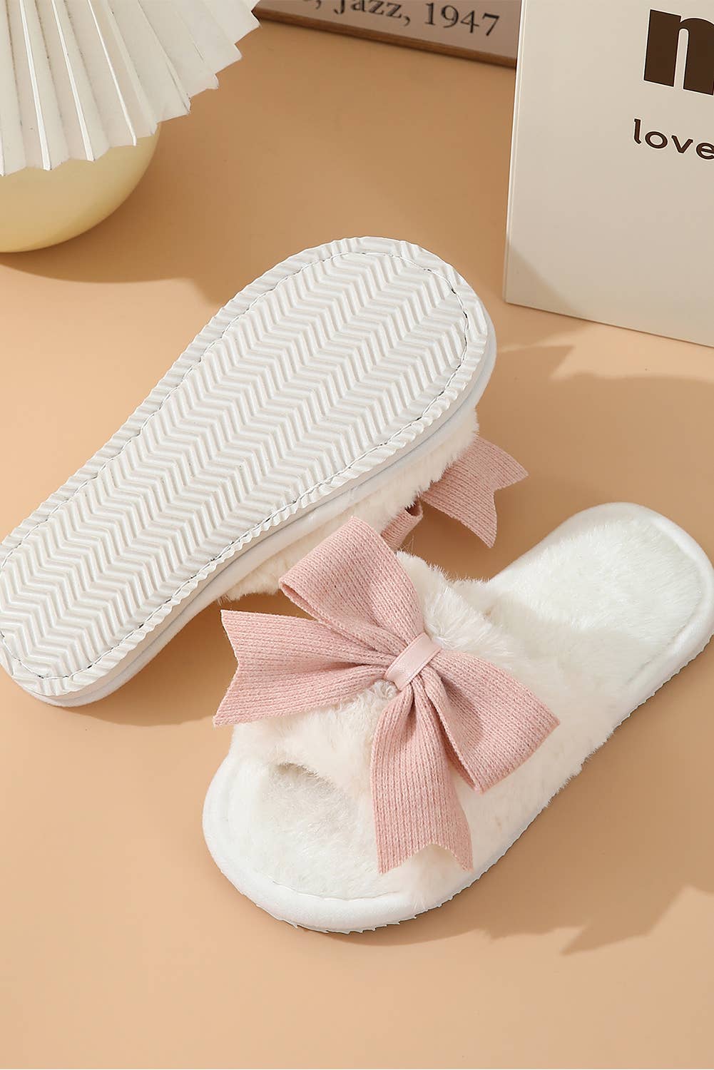 Bow Knot Decor Plush Slippers | US6-11